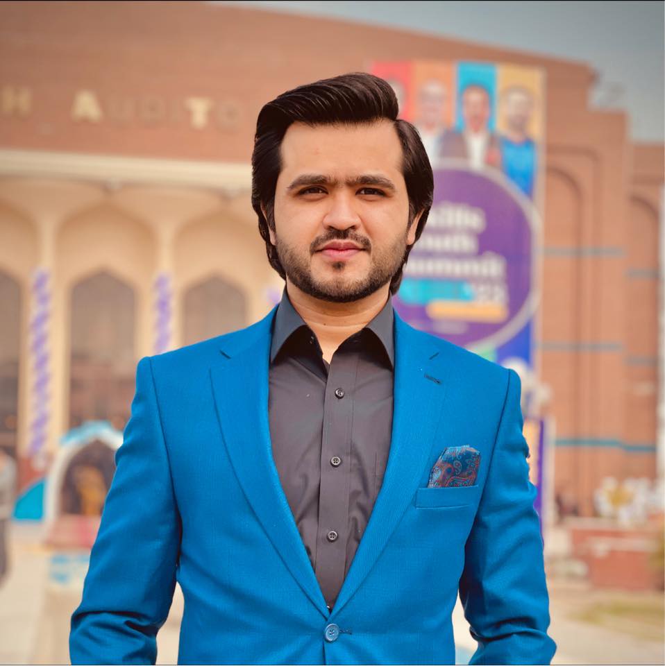 ismail blogger